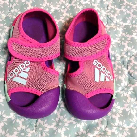 Adidas Toddler Sandals 6.5 - Picture 1 of 4